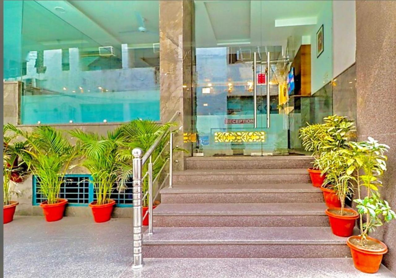 Hotel The Glory Near Delhi International Airport Нью-Делі Екстер'єр фото